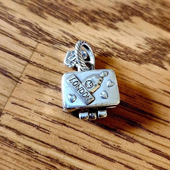 BRIGHTON WEDDING CHARMS, $22 Each! - Picture 5 of 13